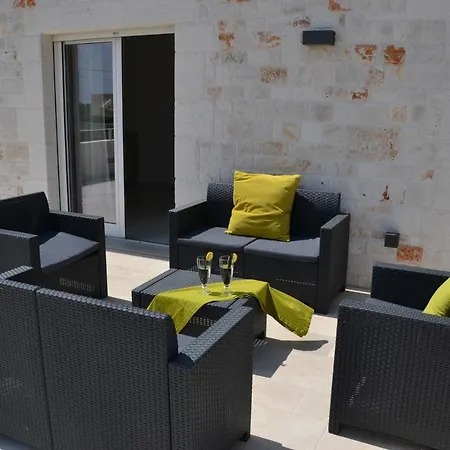 Aurora Apartment - Villaggio Di Mary Locorotondo Exterior photo